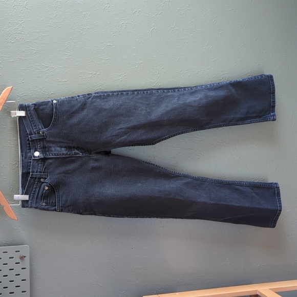 Levi's Black Mid-Rise Jeans - Picture 1 of 7